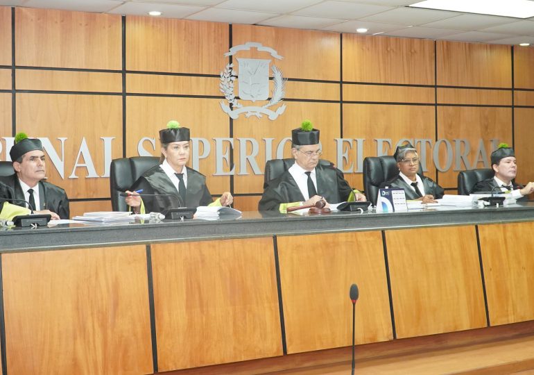 TSE Aplaza Audiencias: Referimiento Preventivo Contra JCE y Demanda en Nulidad de Actuaciones Comisión de Elecciones Internas PRD