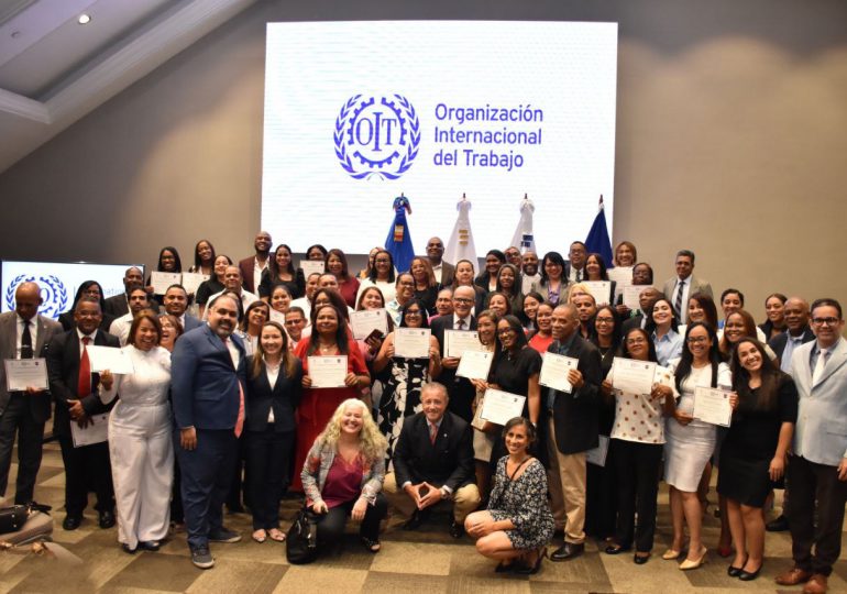 Ministerio de Trabajo, OIT y el IES-LHB clausuran Diplomado sobre Derecho Procesal Laboral