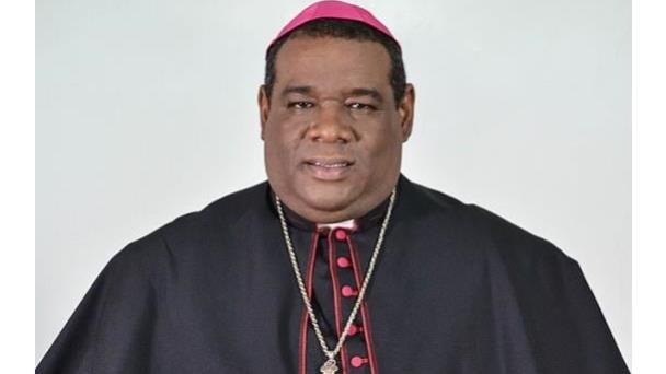 Obispo Jesús Castro: “es inaceptable que agentes de la DGM ingresen al hospital de Higüey a sacar haitianas en labor de parto"