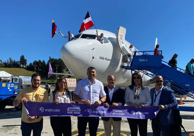 Arajet se convierte en la única línea aérea que conecta directo a Santiago con la ciudad de Medellín
