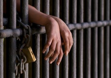 Tribunal condena a 10 años de prisión a hombre que abusó sexualmente de hijastra de 11 años 
