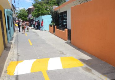 Alcaldía Santiago entrega obra en el Ensanche Bermúdez