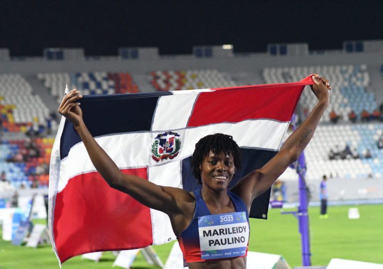 VIDEO | Marileidy Paulino gana oro y establece nuevo récord centroamericano
