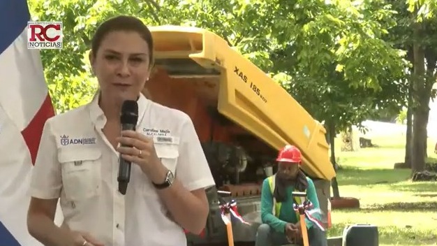 VIDEO | Con una inversión de RD$9 millones alcaldesa Carolina Mejía inicia trabajos del parque Rosmil II