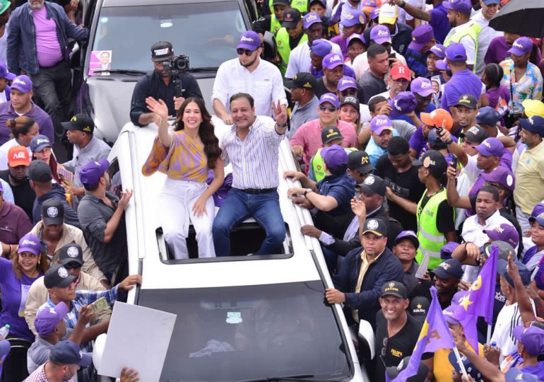 VIDEO | Inicia marcha del PLD: ciudadanos acompañan a Abel Martínez en cruzada por la esperanza