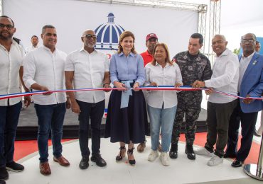 Galeria | Vicepresidenta inaugura Centro Tecnológico La Moneda y una cancha de baloncesto en Los Tres Brazos