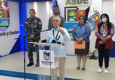 ASDE retira más de 2,000 vallas ilegales de calles y avenidas