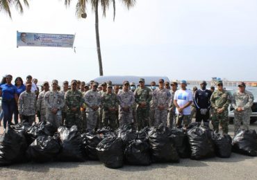 GALERÍA | CESEP se une a jornada limpieza de playas y reciclaje del MIDE
