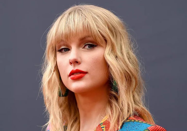 Taylor Swift se convierte en la artista con más números uno de la historia