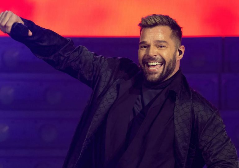 Los hijos de Ricky Martin lo sorprendieron en pleno escenario: "Mis gemelos saltaron"
