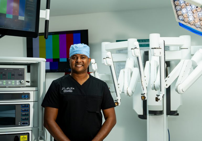 Innovación Médica: Clínica Abreu Realiza Primera Cirugía Robótica en Santo Domingo