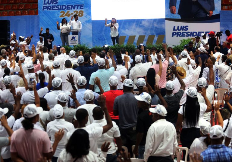 Miguel Camacho lanza movimiento de apoyo a la reelección de Abinader