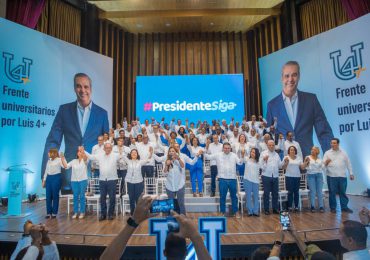 Académicos y universitarios piden al presidente que siga 4 años más