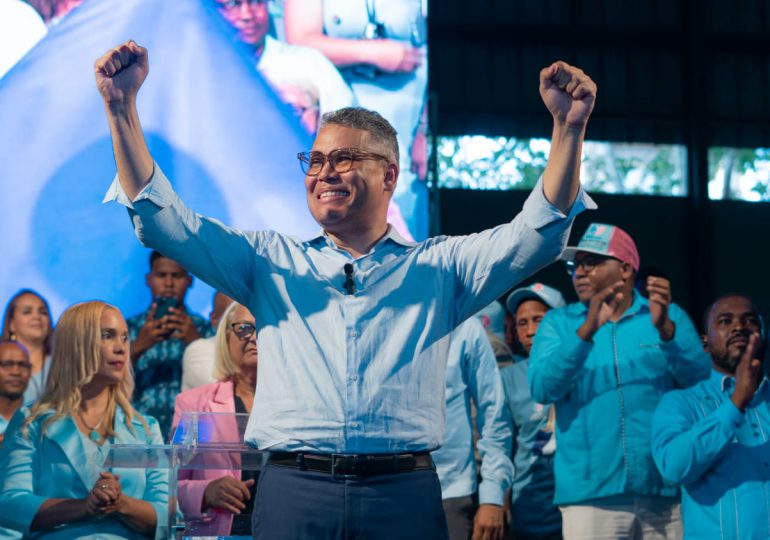 Carlos Peña dice PRM miente sobre deuda