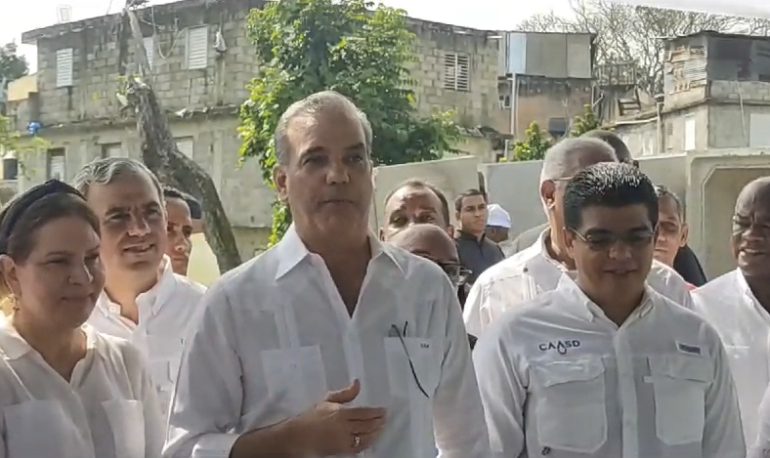 VIDEO | Luis Abinader responde a la alianza opositora: “Que la democracia siga su curso”