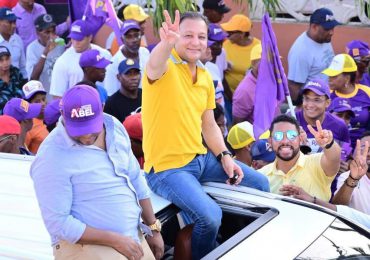 Abel en La Caleta: "Padrón del PRM demuestra lo que son: ¡Desorden y mentiras!"