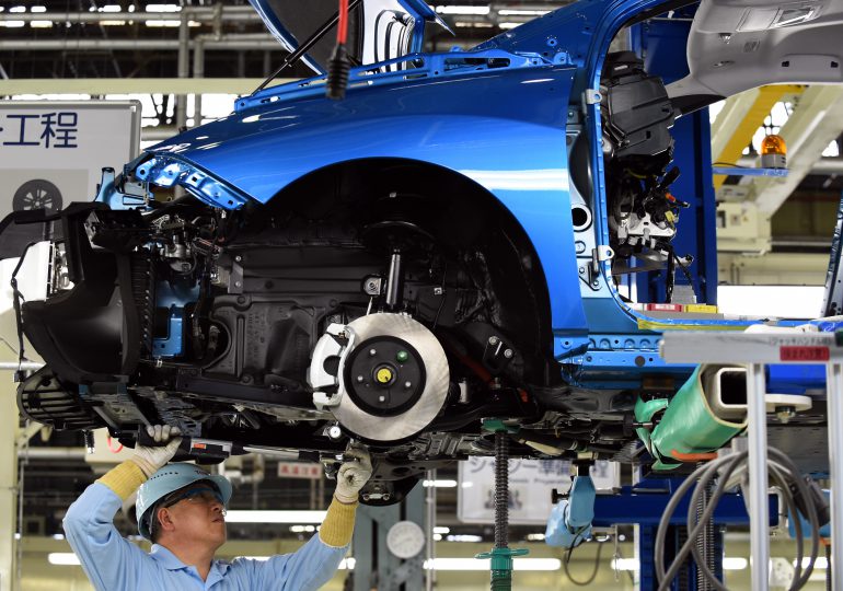 Toyota suspende operaciones en 12 fábricas de Japón por falla en sistema