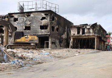 ONESVIE recomienda demolición de tres edificaciones afectadas por explosión e incendio en San Cristóbal