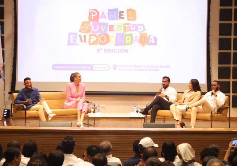 ¡Todo un éxito! Quinta edición del panel Juventud Empoderada en Baní