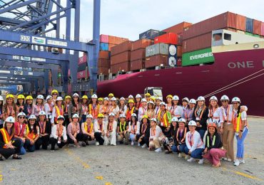 CESEP participa en programa de liderazgo femenino del sector marítimo portuario en Panamá