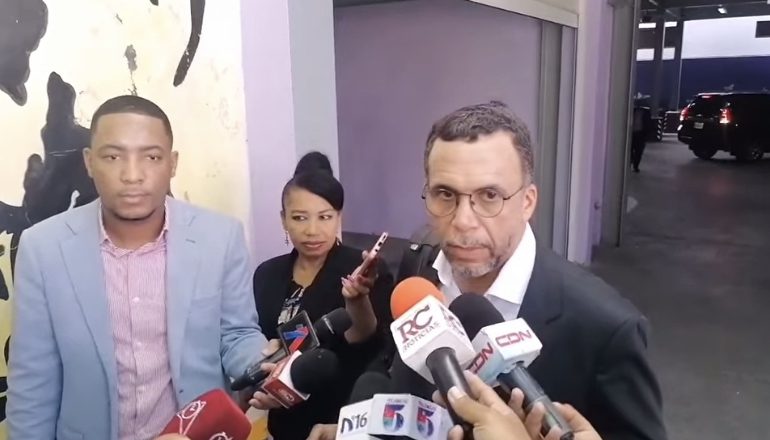 VIDEO | Andrés Navarro cuestiona uso de los recursos públicos en la campaña reeleccionista  de Luis Abinader