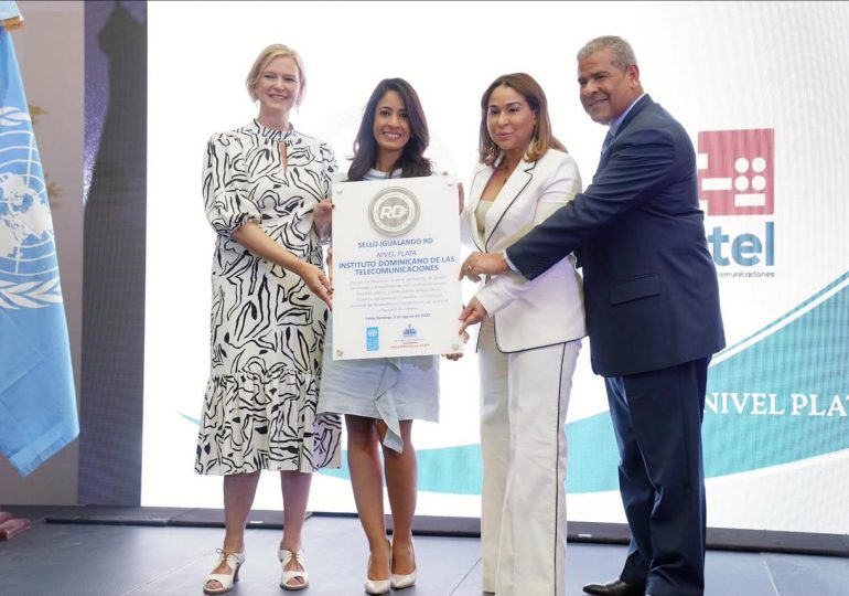 Indotel obtiene Sello Igualando RD en la categoría plata