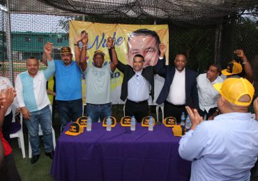 Líderes y jóvenes deportistas forman movimiento en apoyo a Luis Alberto