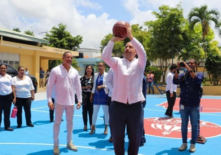 "El baloncesto es el deporte que más se practica en el país", asegura Alberto Rodríguez