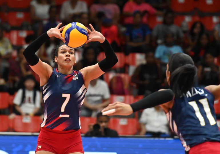 Torneo de voleibol Final Six sigue hoy a pesar de alerta por tormenta Franklin