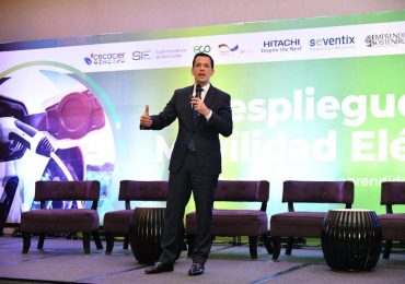 Hugo Beras aborda beneficios de movilidad eléctrica, perspectivas y avances en el país