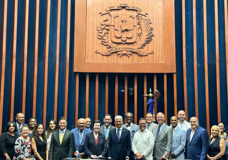 Delegación del Senado de NY en su segunda visita oficial en RD