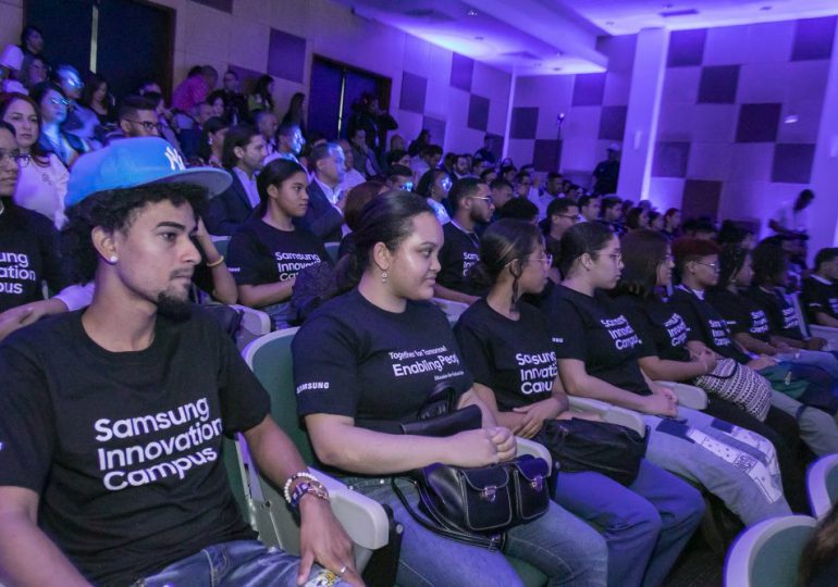 Más de 130 jóvenes de República Dominicana culminaron con éxito su formación en el Samsung Innovation Campus 2023