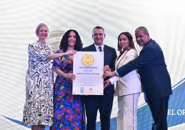 JCE recibe categoría oro en el “Sello Igualando RD”