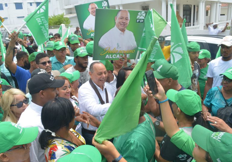 Julio Romero lleva delantera en SDE; adversarios lanzan campaña sucia en su contra