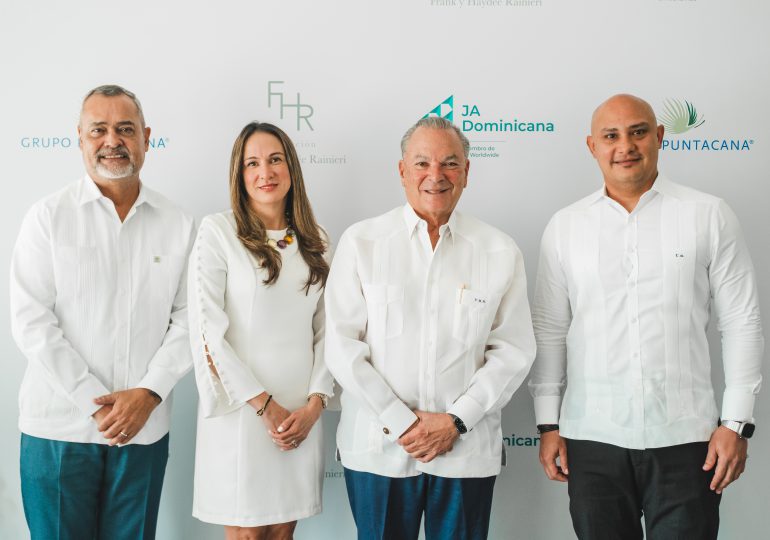 Fundación Frank y Haydée Rainieri, Junior Achievement Dominicana y Grupo Puntacana establecen alianza para el programa Mujer Digital