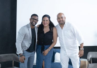 Innovación, ahorro, inversiones y resiliencia: claves para alcanzar el éxito según expertos en el Social Media Talk de Punta Cana