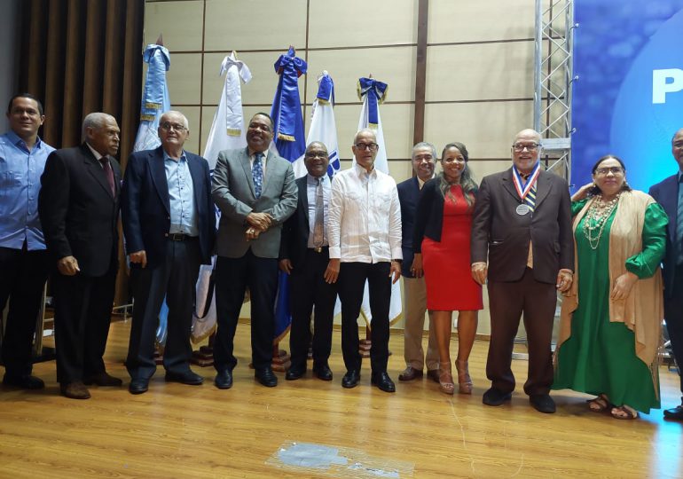 VIDEO | Ramón Emilio Colombo García recibe "Premio Periodista RD-UNESCO"