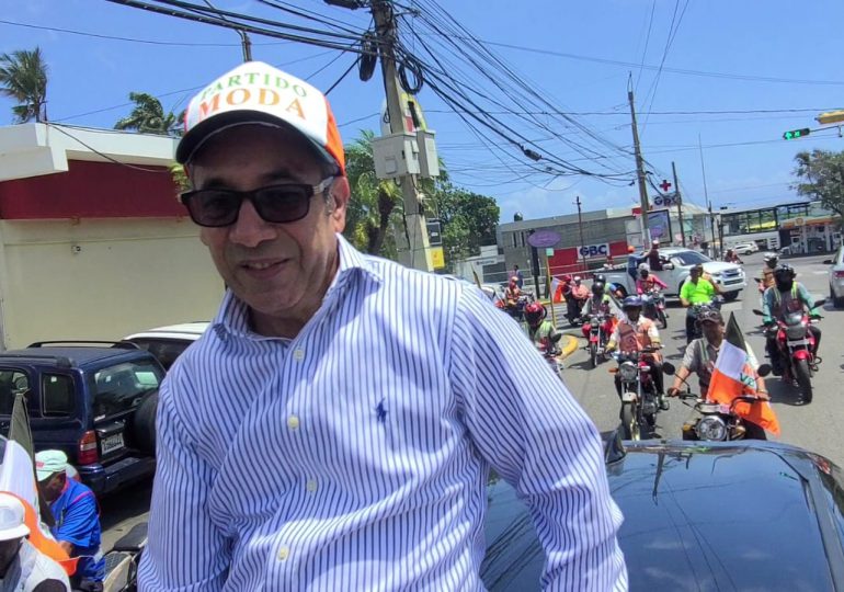 El presidente del Partido MODA realiza multitudinaria caravana y proclama su candidato a diputado en Puerto Plata