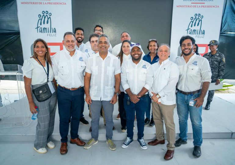 Gobierno dominicano realiza décima entrega de proyectos del Plan Nacional Familia Feliz