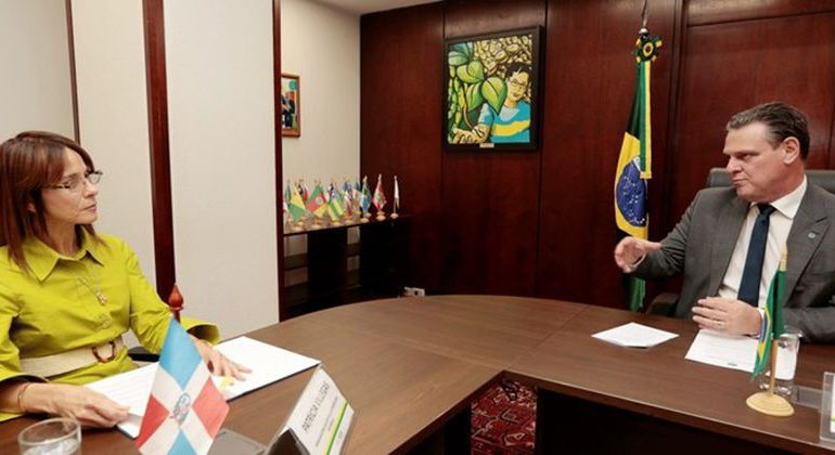 Embajada de la República Dominicana y Ministerio de Agricultura de Brasil logran liberación de productos cárnicos