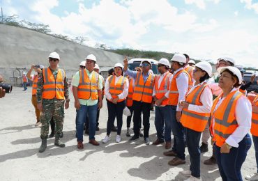 Gobierno supervisa avances construcción de la Presa Montegrande