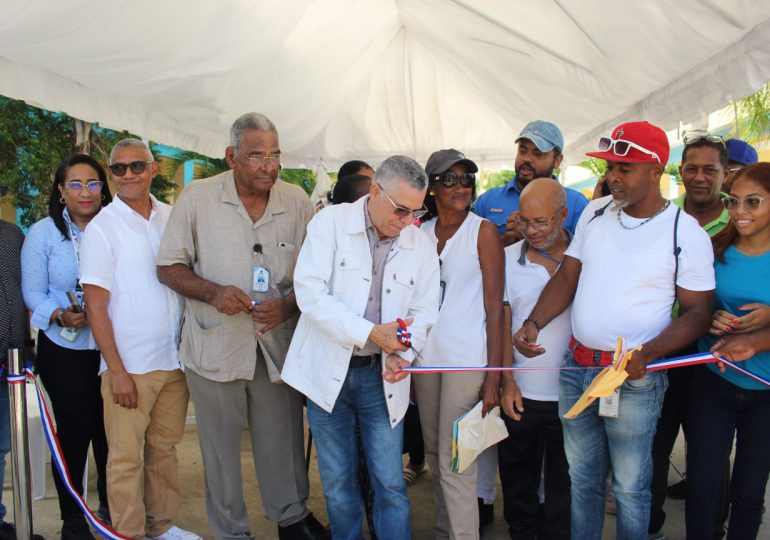 Alcalde Manuel Jiménez entrega lote de obras al sector Nuevo Amanecer