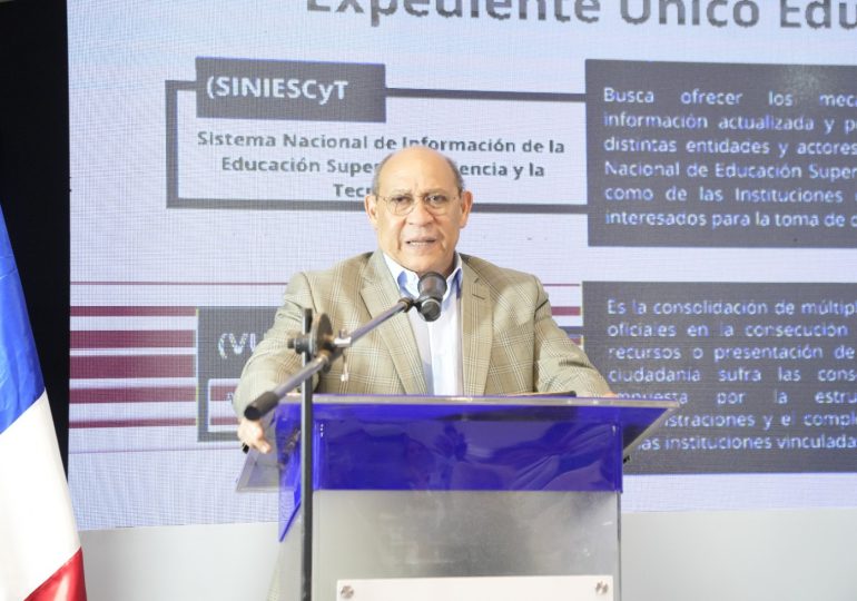 Santos Badía anuncia someterá a revisión la ley 116-80 que crea el INFOTEP