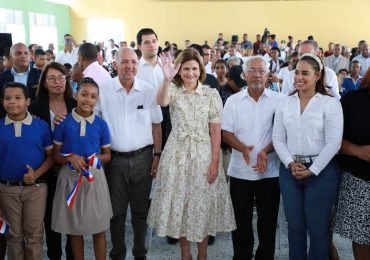 Raquel Peña afirma Gobierno mejora red de escuelas públicas para brindar educación de calidad