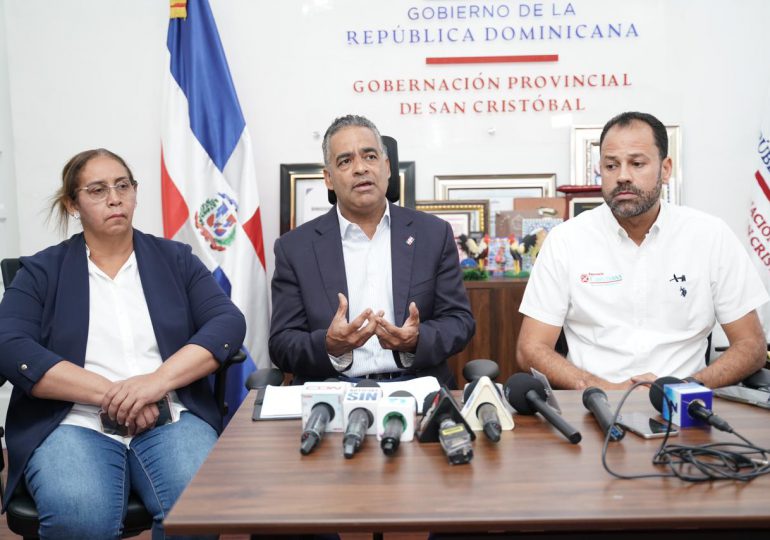 Gobierno inicia entrega de ayuda económica a familiares de víctimas en explosión en San Cristóbal