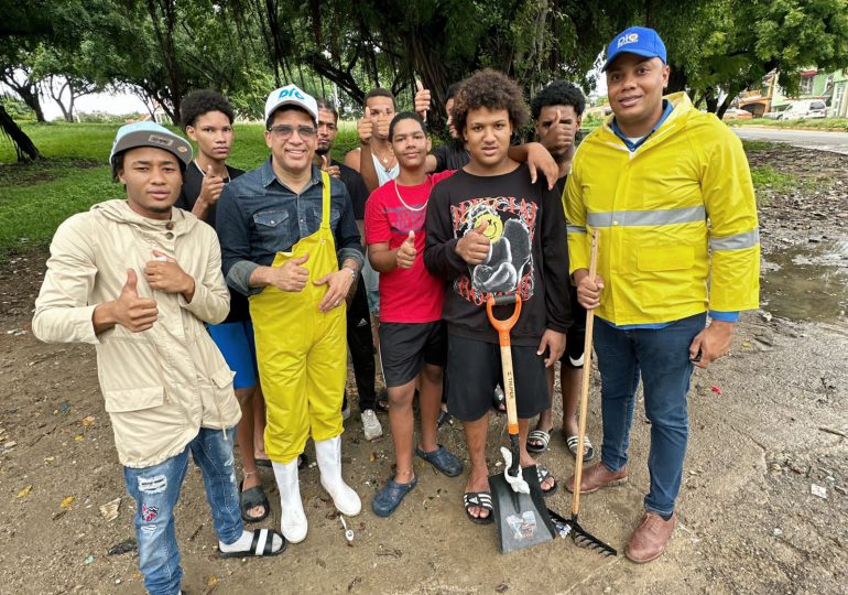 Dío Astacio: Más de 70 puntos inundados por falta de planificación y limpieza de filtrantes en SDE