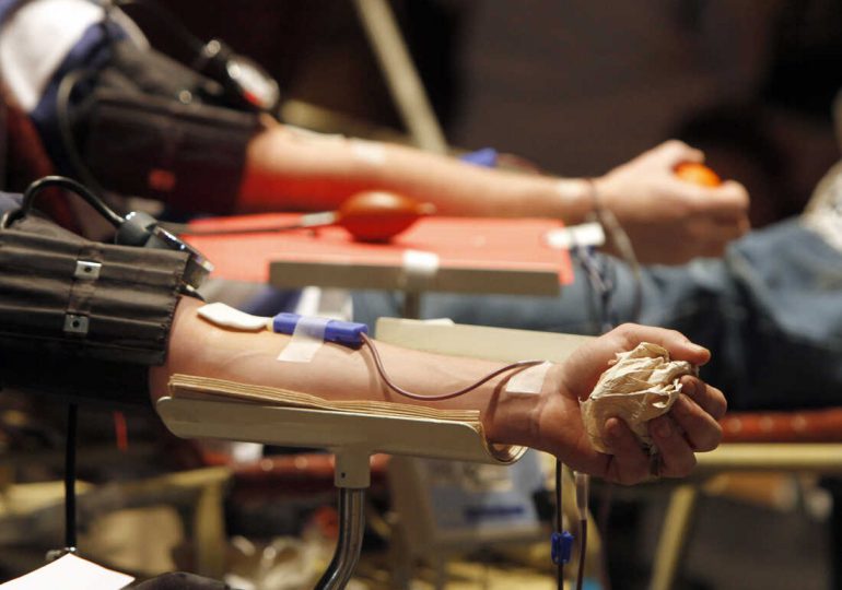 Cruz Roja de EEUU levanta restricciones a gais y bisexuales para donar sangre