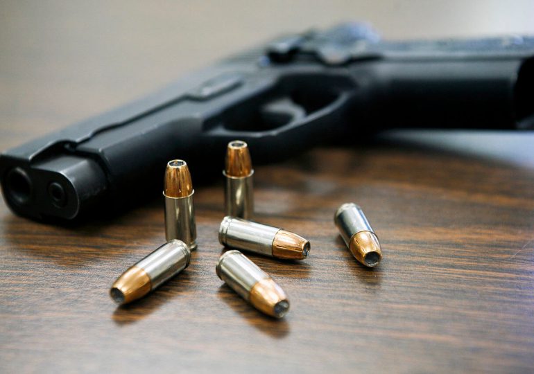 EEUU endurece las normas contra vendedores de armas sin licencia