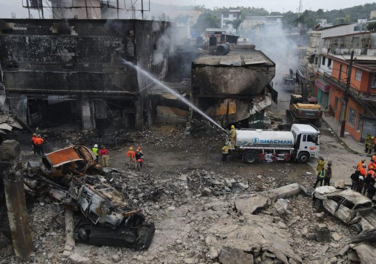 Aumenta a 28 los fallecidos por explosión en San Cristóbal