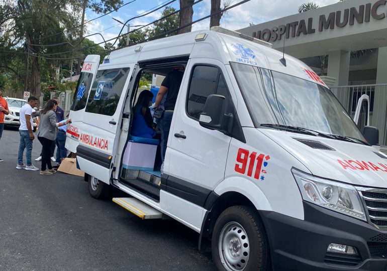 Ambulancia donada al Hospital de Jarabacoa por 9-1-1 no ofrece servicios por falta de chofer